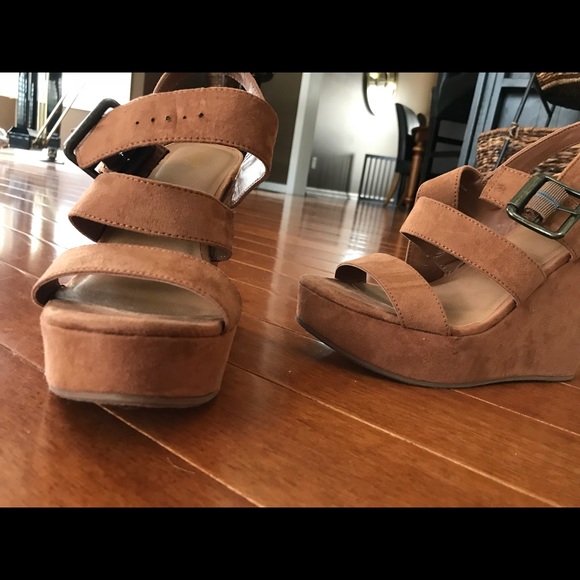 Wedges - Picture 3 of 4